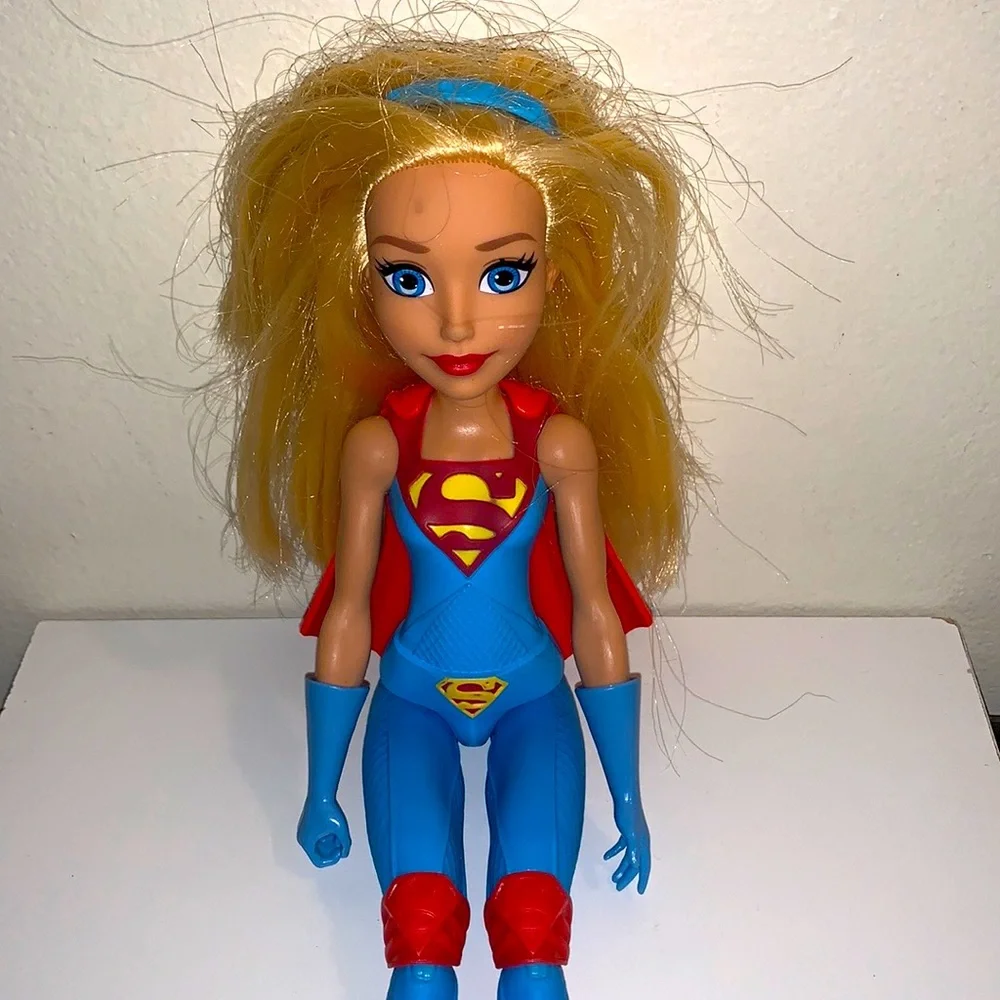 DC Comics Super Hero Girls Supergirl 12